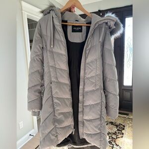 Grey long guess puffer coat